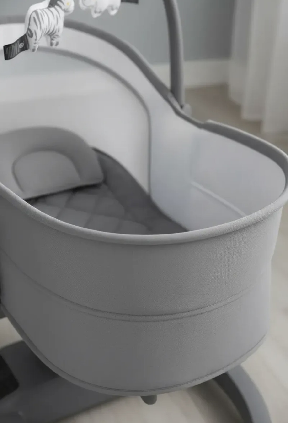 Cuna Mecedora Automática Para Bebé Mastela - Imagen 4